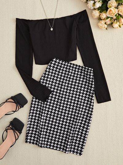 Off-Shoulder Long Sleeve Top and Houndstooth Skirt Set Black for a perfect OOTD – dress to impress outfits from Amexza