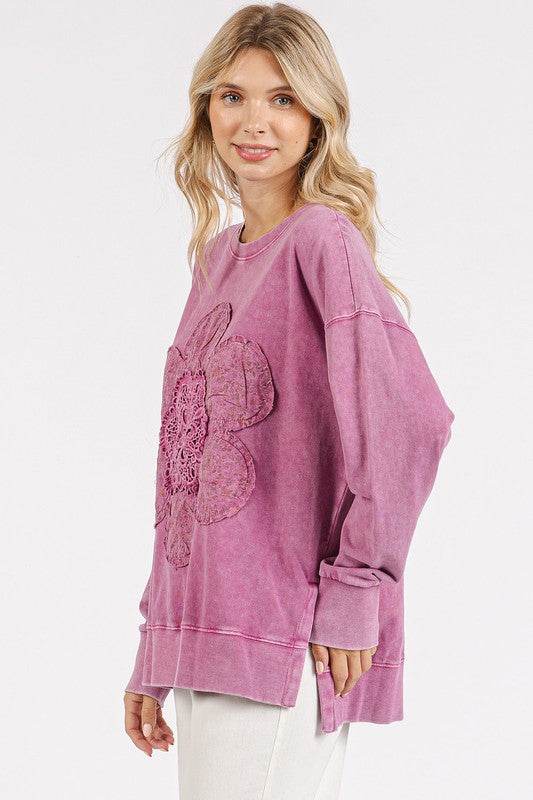 Mittoshop Flower Patch Side Slit Mineral Wash Round Neck Sweatshirt - Amexza