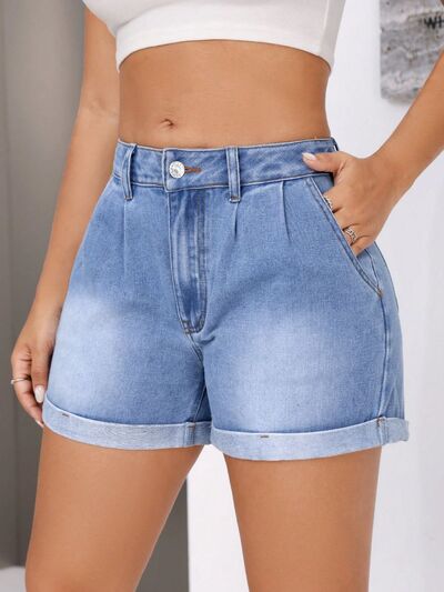 Rolled Hem Mid-Rise Waist Denim Shorts Light for a perfect OOTD – dress to impress outfits from Amexza