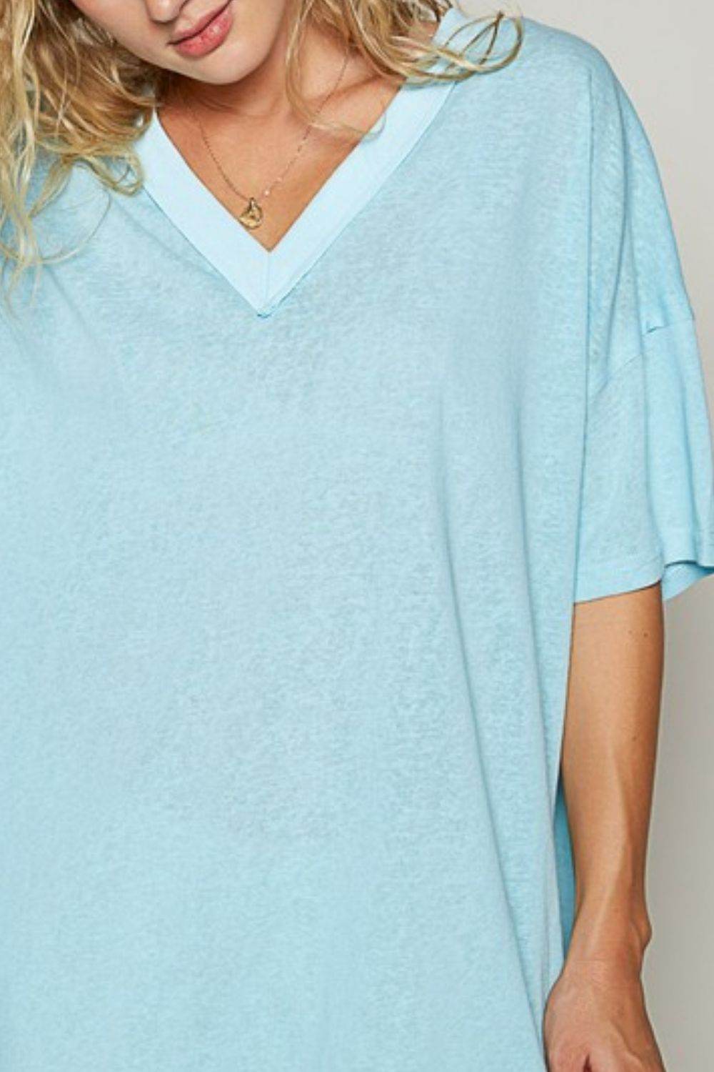 POL V-Neck Half Sleeve T-Shirt for a perfect OOTD – dress to impress outfits from Amexza