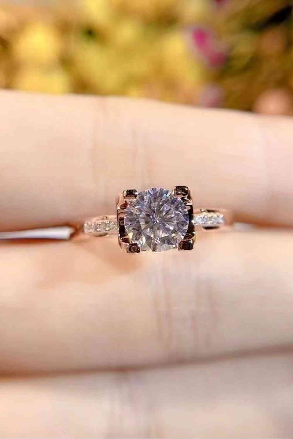 1 Carat Moissanite Ring for a perfect OOTD – dress to impress outfits from Amexza