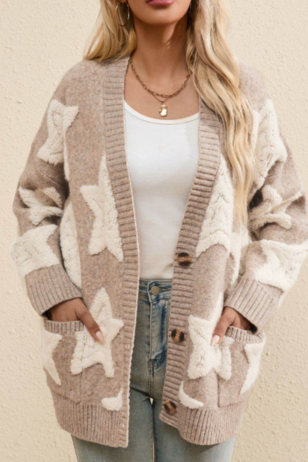 Sherpa Star V-Neck Cardigan with Pockets for a perfect OOTD – dress to impress outfits from Amexza