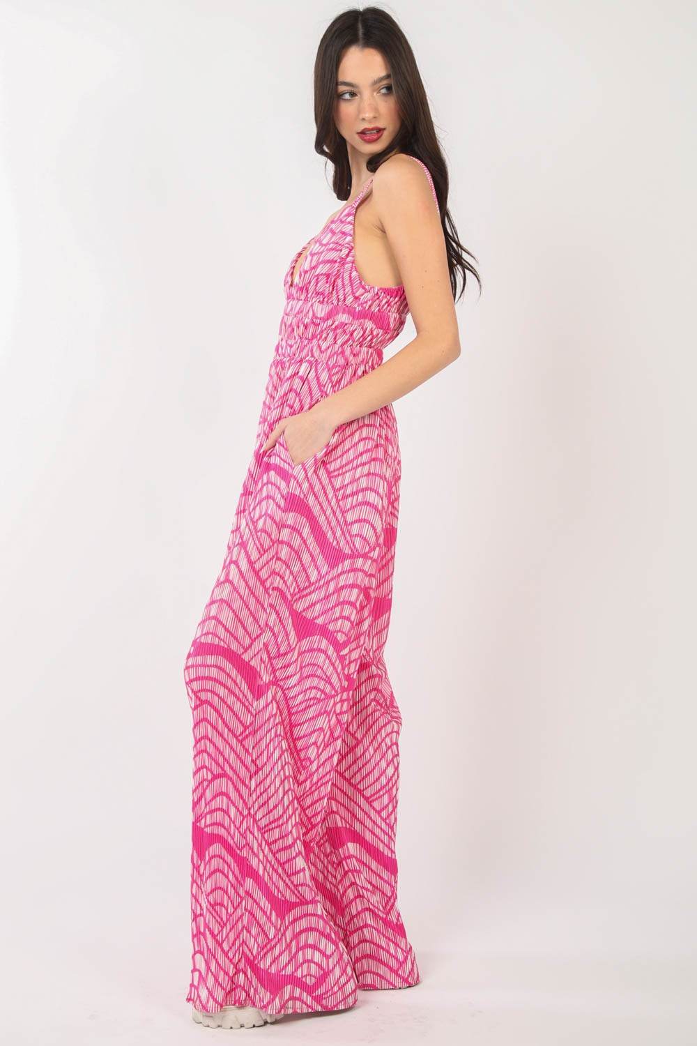 VERY J Printed Pleated Sleeveless Wide Leg Jumpsuit for a perfect OOTD – dress to impress outfits from Amexza