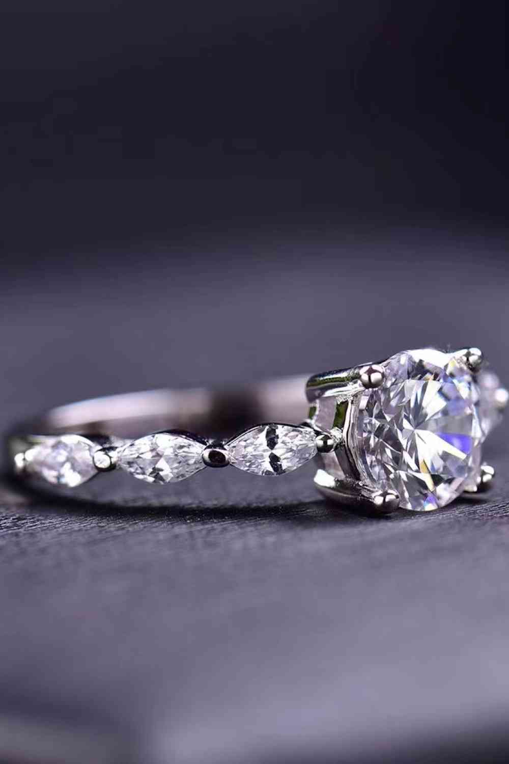 Now I See 1 Carat Moissanite Ring for a perfect OOTD – dress to impress outfits from Amexza