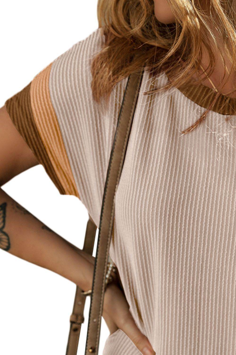 Textured Round Neck Short Sleeve Dress - Amexza