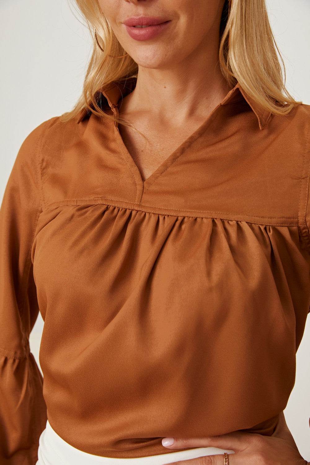 Balloon Sleeve Collared Neck Blouse for a perfect OOTD – dress to impress outfits from Amexza