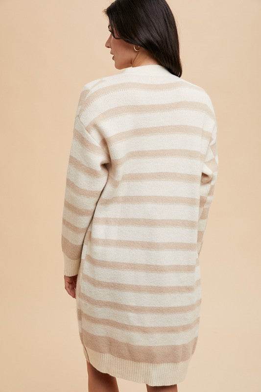 Annie Wear Checkered & Striped Open Front Long Sleeve Cardigan for a perfect OOTD – dress to impress outfits from Amexza