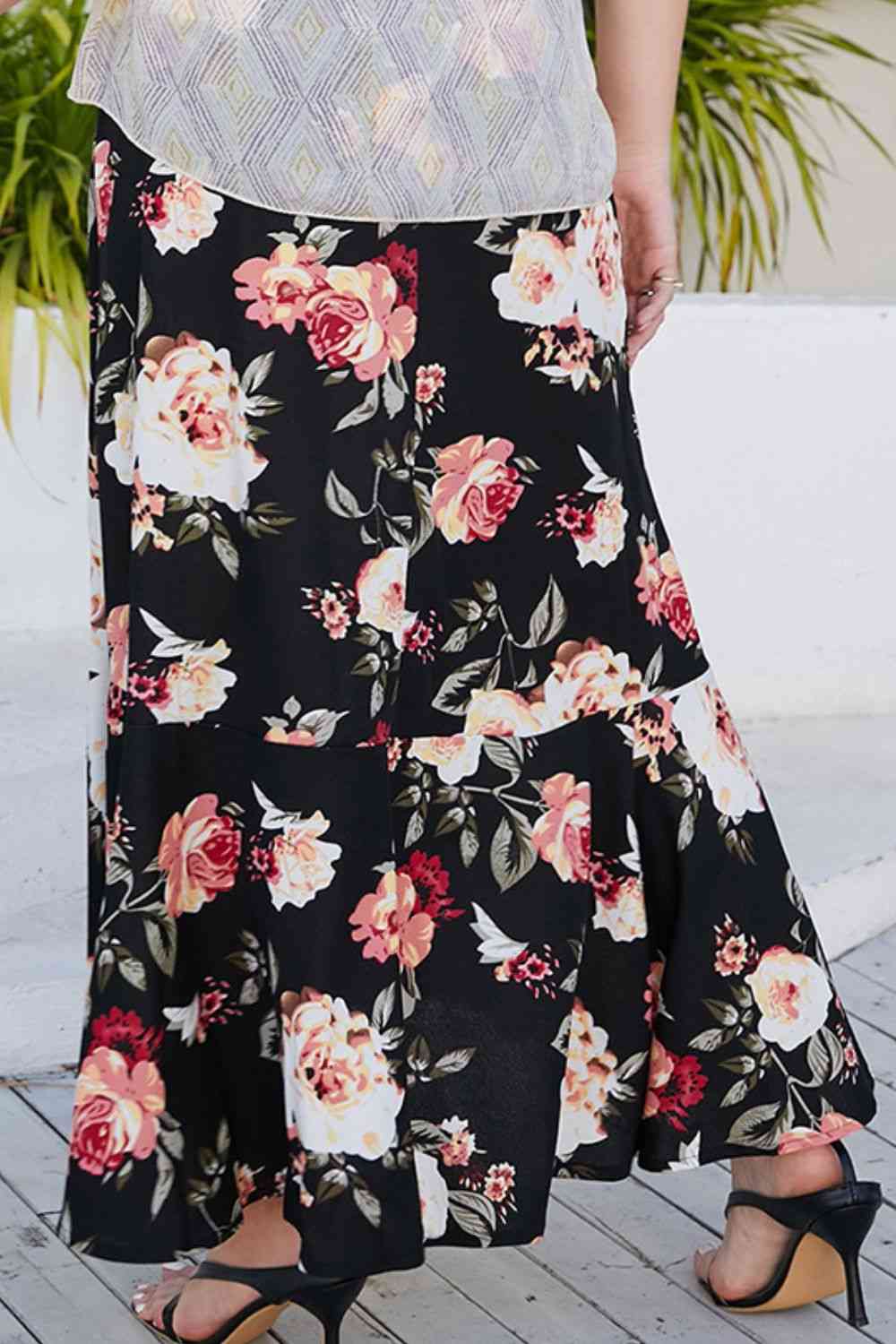 Plus Size Floral High-Rise Skirt for a perfect OOTD – dress to impress outfits from Amexza