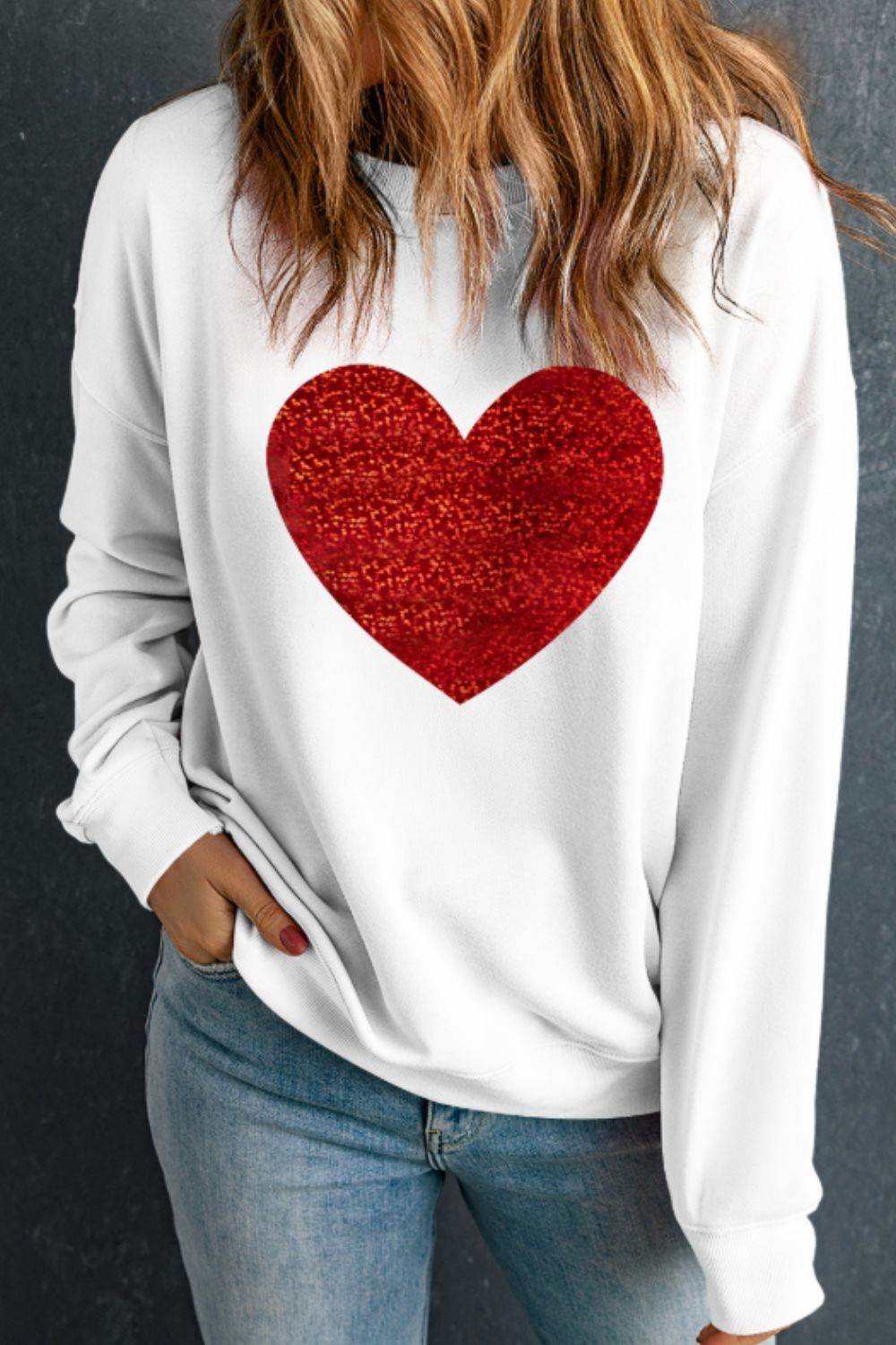 Valentine’s Day Heart Round Neck Long Sleeve Sweatshirt for a perfect OOTD – dress to impress outfits from Amexza