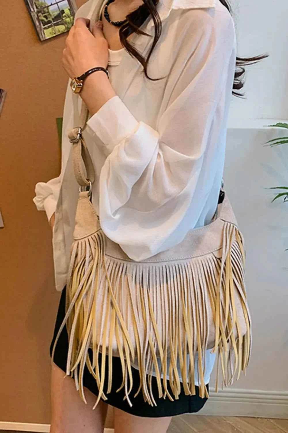 Suede Fringe Adjustable Strap Shoulder Bag for a perfect OOTD – dress to impress outfits from Amexza