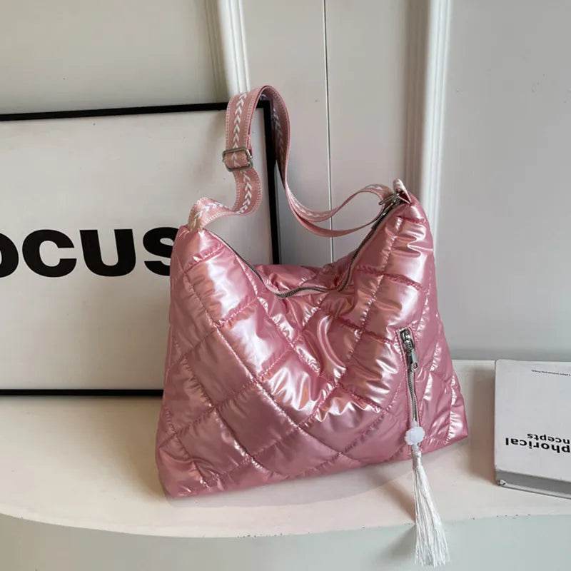 Quilted Nylon Travel Bag for a perfect OOTD – dress to impress outfits from Amexza