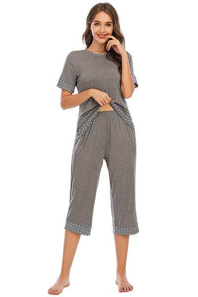 Round Neck Short Sleeve Top and Capris Pants Lounge Set for a perfect OOTD – dress to impress outfits from Amexza