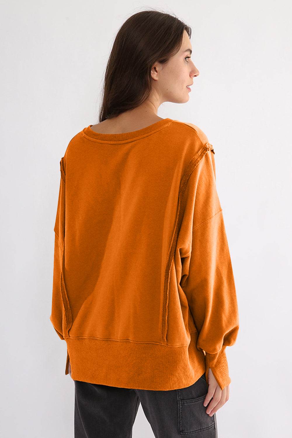 Exposed Seam High-Low Long Sleeve Sweatshirt for a perfect OOTD – dress to impress outfits from Amexza